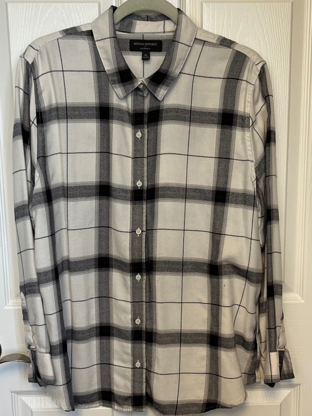 Banana Republic Women’s Black and White Plaid Shirt, XL